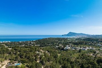 VILLA CON PISCINA CERCA DEL CLUB DE GOLF DE ALTEA - SolenCasa